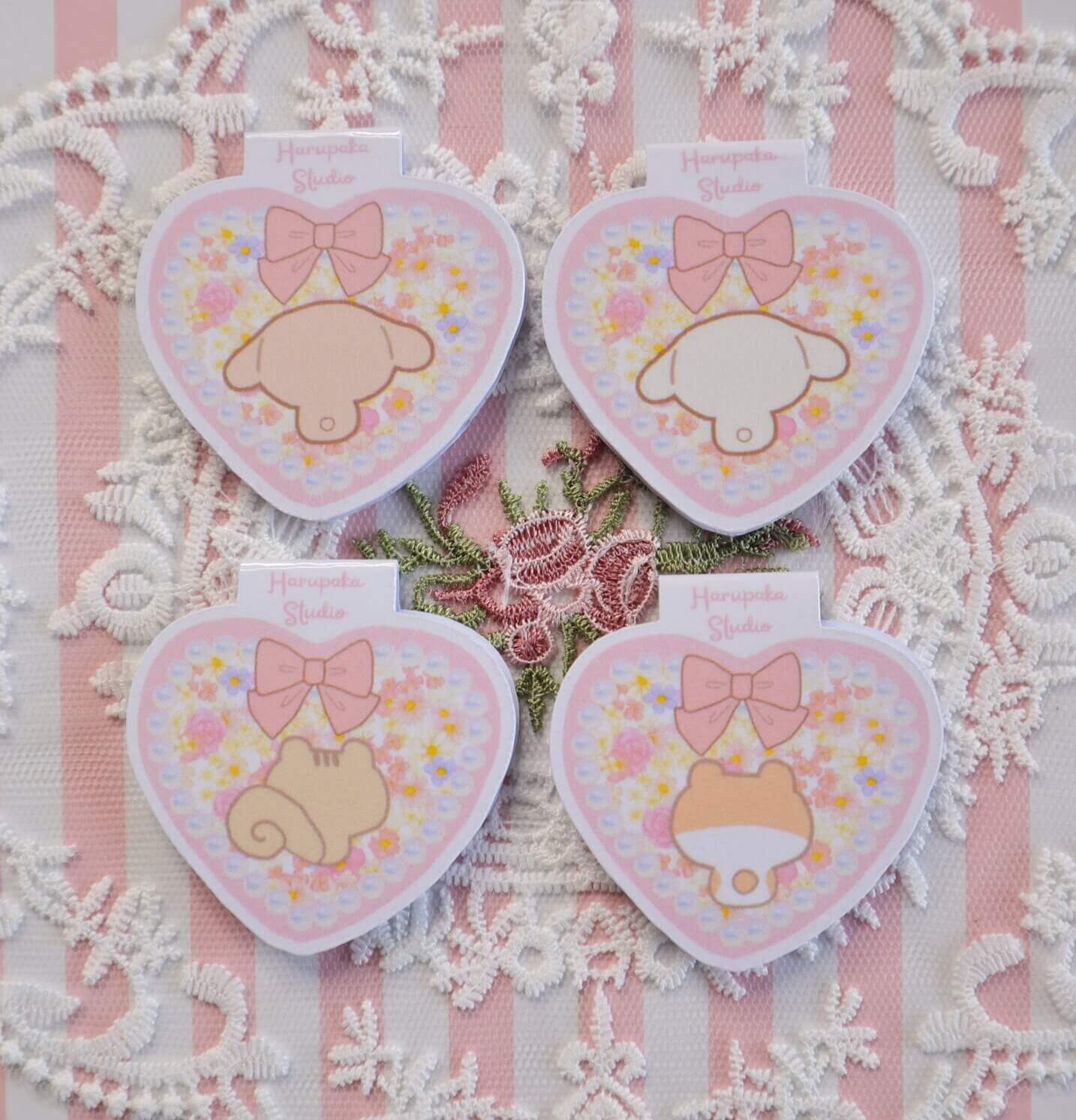 Kawaii Squirrel Handmade Magnetic Heart Pearl Bookmark - Image 3