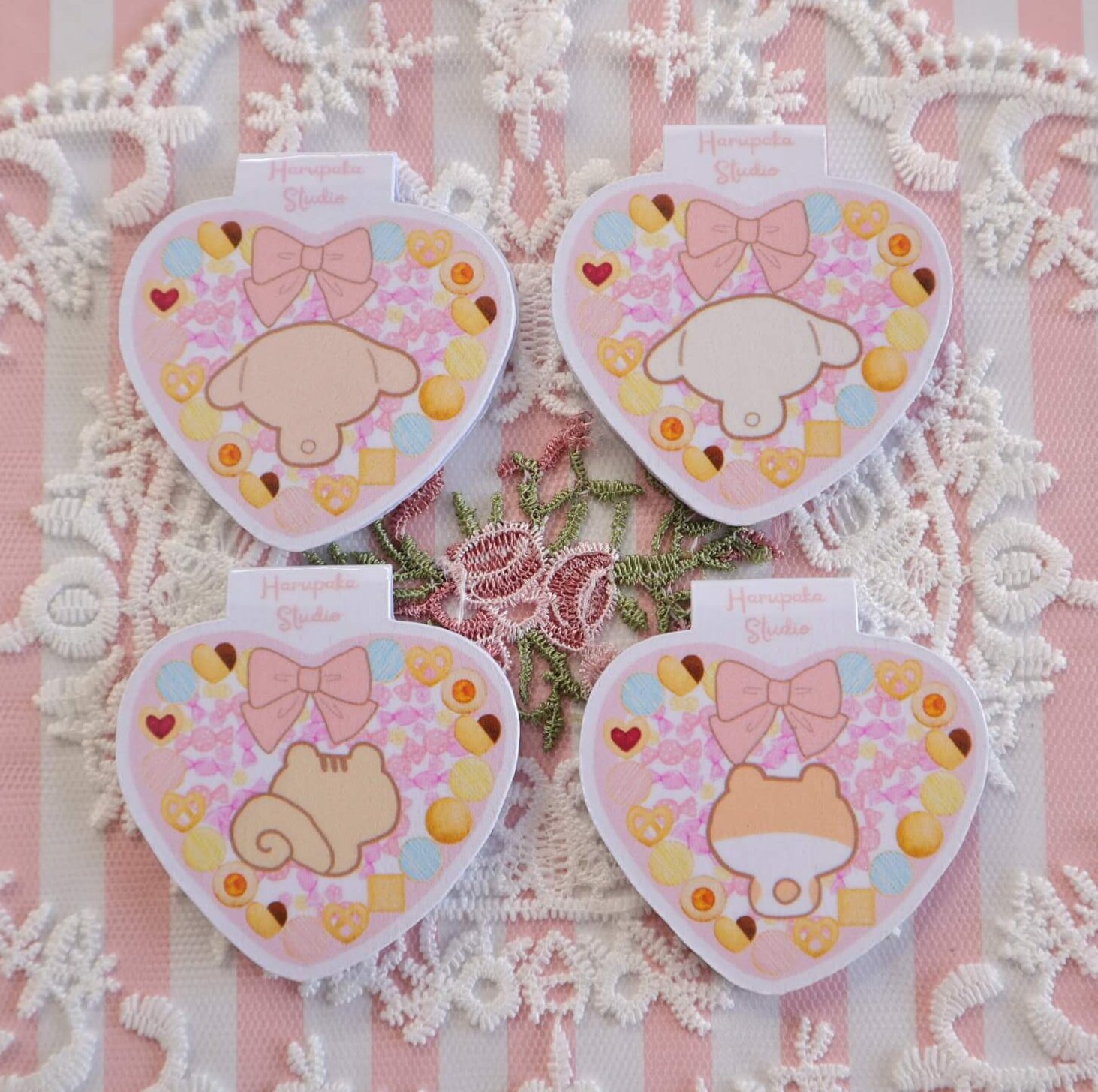 Kawaii Squirrel Handmade Magnetic Heart Cookie Bookmark - Image 4